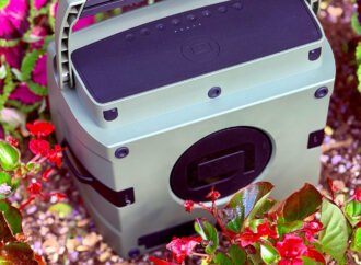 The Andover FreePlay portable stereo speaker combines the convenience of Bluetooth with the company’s carefully curated sound philosophy.