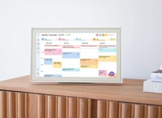 The Skylight touchscreen calendar put my whole family on the same page