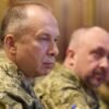 The dispute intensifies in Ukraine over the future of the army chief
