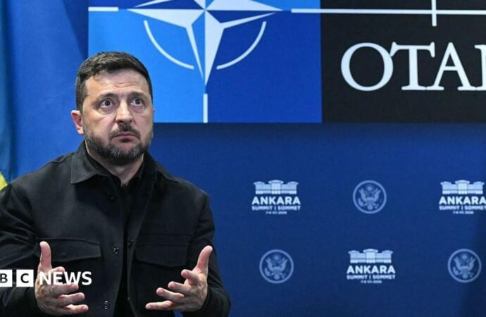 Trump says Ukraine will obtain license to produce Patriot missiles