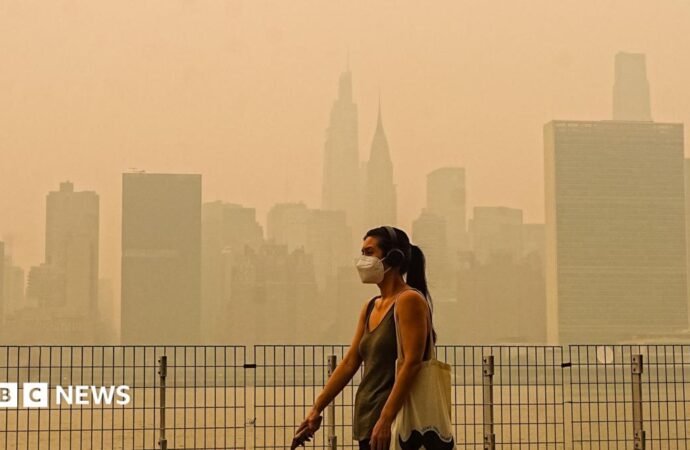 Trump threatens to impose tariffs on Canada over smoke from wildfires in US cities