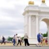 Trump’s plan for a triumphal arch in the nation’s capital is being reviewed again