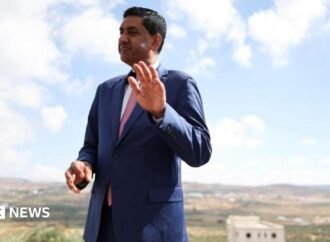 US Democrat Ro Khanna says he was detained by armed Israeli settlers