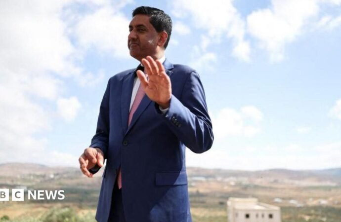 US Democrat Ro Khanna says he was detained by armed Israeli settlers