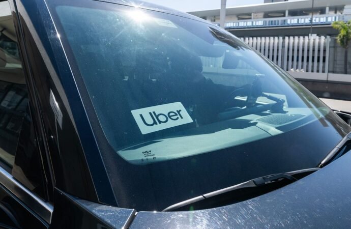 Uber’s autonomous vehicle strategy: slowing its adoption