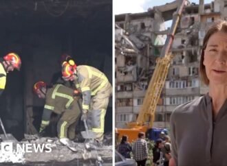 Ukraine: Russian attack leaves gaping hole in Kyiv building