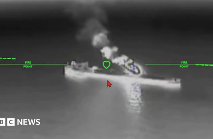 Ukraine attacks Russian ships near Crimea, intensifying attacks on fuel supplies