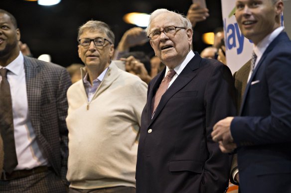 Warren Buffett snubs Bill Gates and reveals plans to donate $200 billion