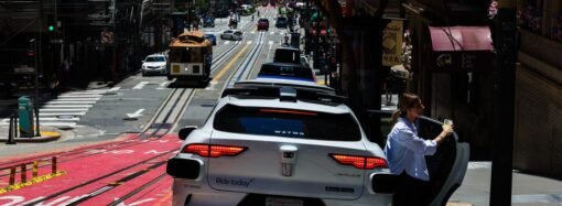 Waymo cars run out of battery during July 4 traffic jam