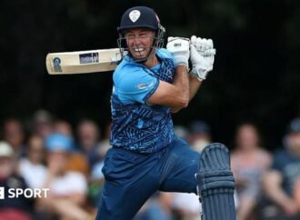 Wayne Madsen: Derbyshire Falcons batsman to withdraw from T20 Blast