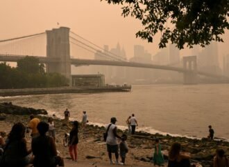 What cities from Chicago to Washington, DC look like under a blanket of wildfire smoke