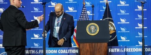 White House teleprompter operator on leave after reports he placed more than 100,000 bets on Trump speeches