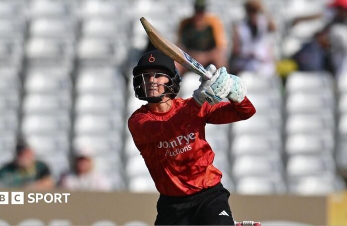 Women’s T20 Blast: The Blaze and Durham secured places on finals day
