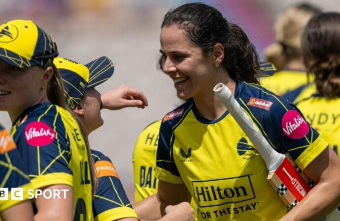 Women’s T20 explosion: Hampshire Hawks back on top after win as Surrey lose to Essex