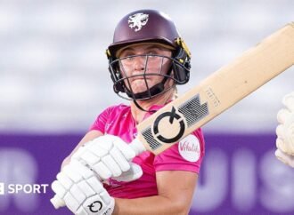 Women’s T20 explosion: Niamh Holland takes Somerset to beat Essex