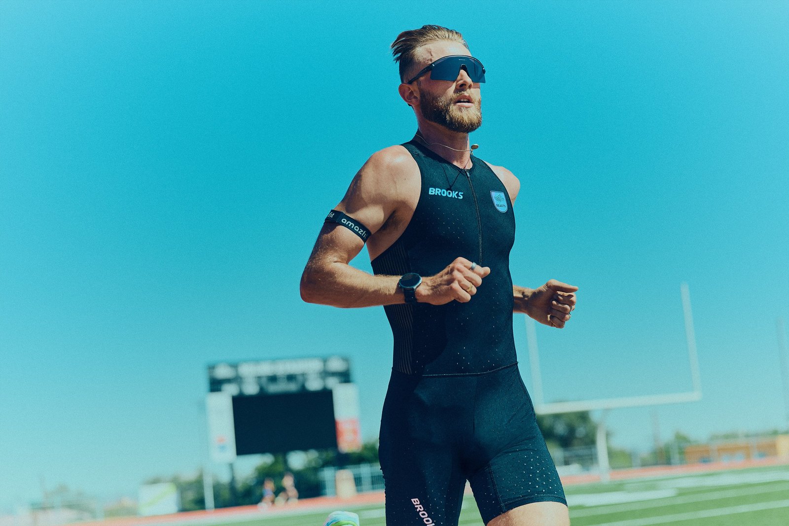 Brooks Josh Kerr tries to break the world running record