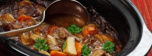 17 cozy comfort meals you can make in a slow cooker
