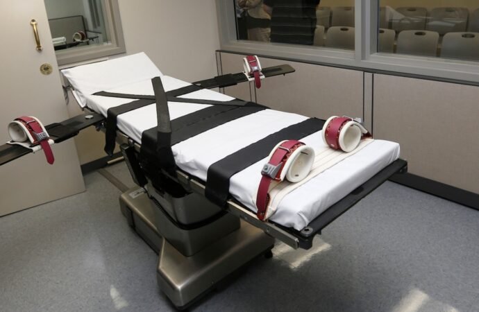3 states are set to hold executions on the same day, a first in the US since 2010