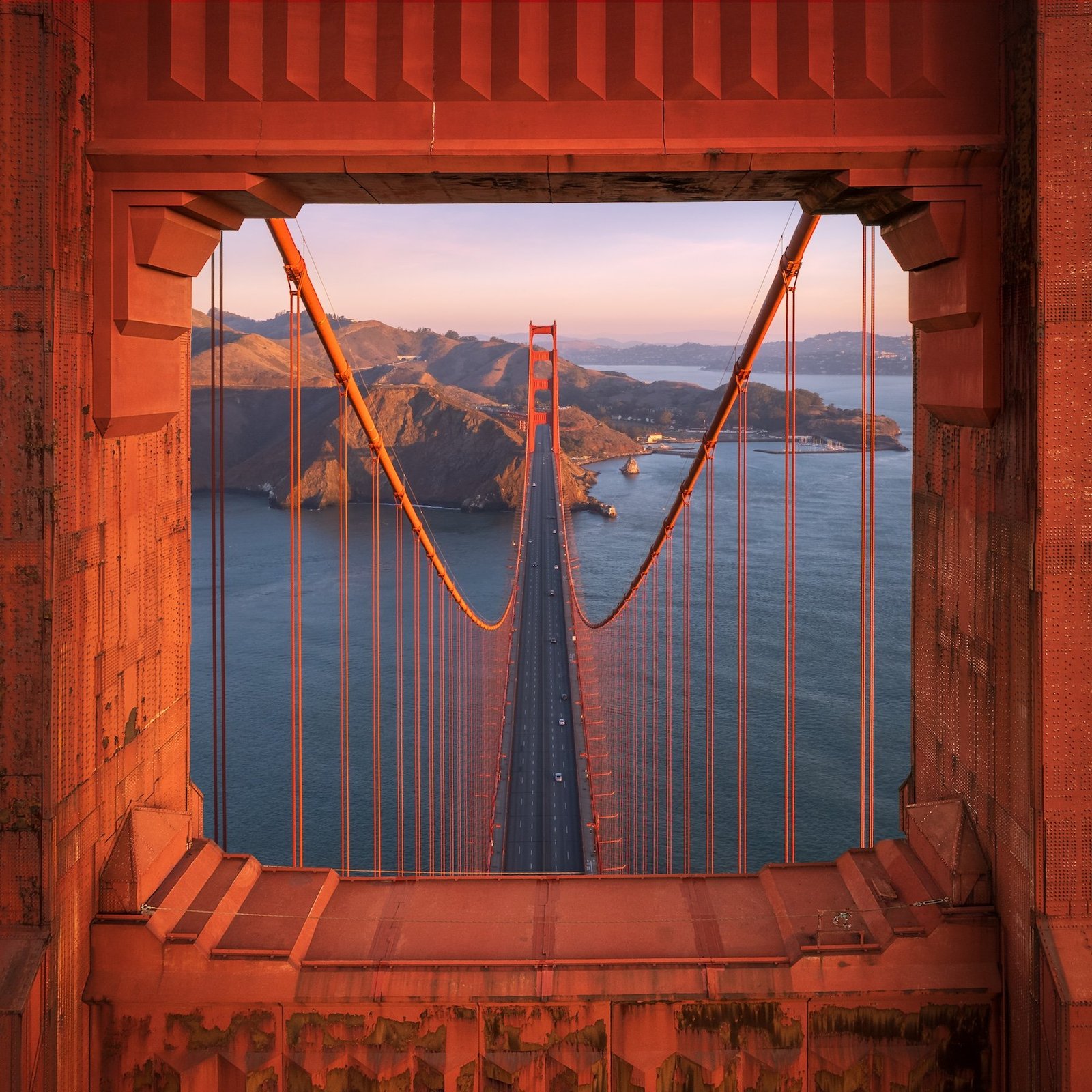 the golden gate bridge at dawn