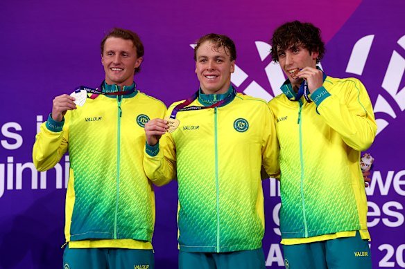 400m freestyle gold medallist Sam Short (centre), silver medallist Elijah Winnington and bronze medallist Benjamin Goedemans.
