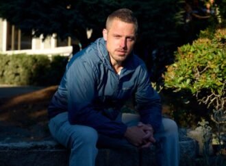 A notorious robber went to prison, then rebuilt his life. A $168,000 trading card brought it crashing down.