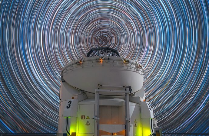APOD: 2026 August 28 – The Sky Turns Above Paranal – NASA Science