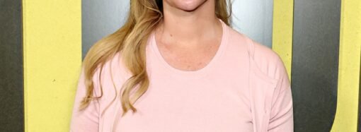 Amy Schumer Shows Off Weight Loss in “No Filter” Bikini Photos 