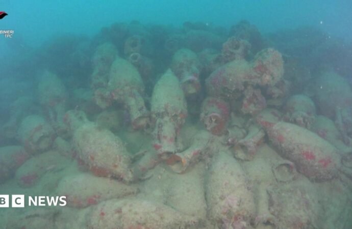 Ancient Roman shipwreck discovered off Sicily coast