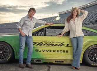 Anne Hathaway Joins Tom Cruise in ‘Days of Thunder’ Follow-Up; Paramount Sets Release Date (EXCLUSIVE)