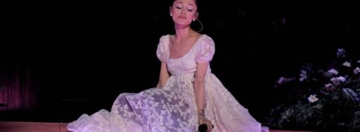 Ariana Grande to Take ‘Step Back From Visibility’ After Tour Ends Amid ‘Public Scrutiny,’ Drops Out of ‘Sunday in the Park With George’ Musical