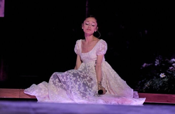 Ariana Grande to Take ‘Step Back From Visibility’ After Tour Ends Amid ‘Public Scrutiny,’ Drops Out of ‘Sunday in the Park With George’ Musical