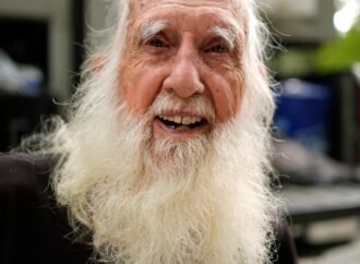 At 91, Dale Sanders reclaims record as oldest hiker to complete the Appalachian Trail