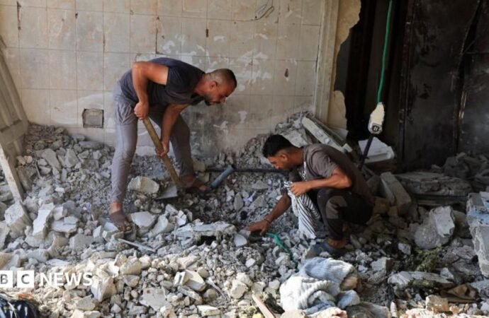 At least eight killed in Gaza after Hamas agree disarmament deal