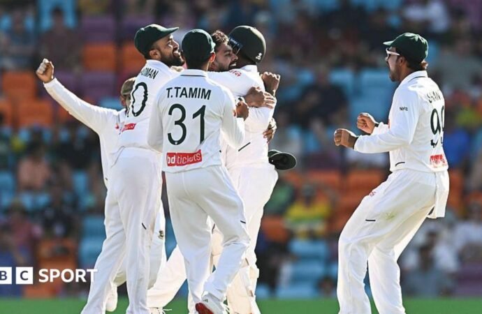 Australia v Bangladesh: Visitors move closer to historic win after Steve Smith wicket