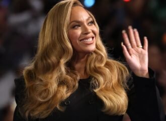 Beyoncé Announces $1 Million Donation for Earthquake Relief Efforts in Colombia