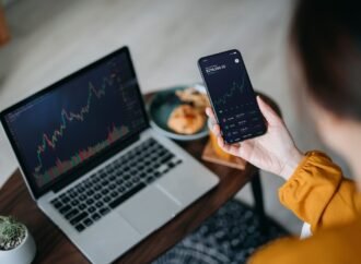 Bitcoin is having a great month—but Solana is doing even better as coin soars above $100 | Fortune