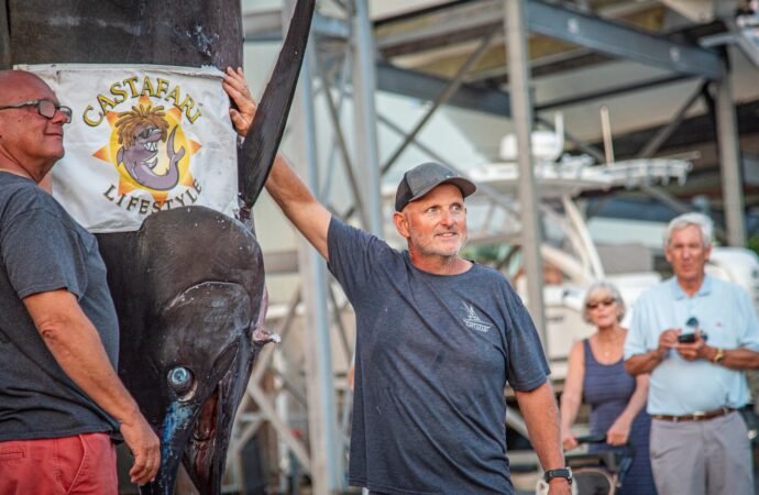 Boat hauls in 1,260-pound blue marlin believed to be East Coast’s largest catch