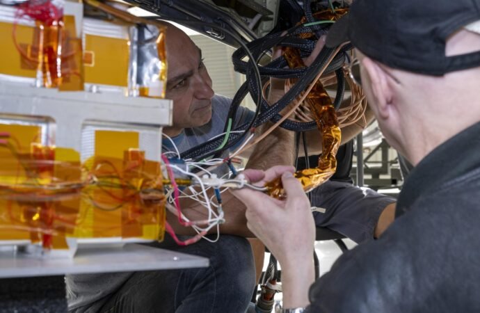 Career Spotlight: Mechanic (Ages 14-18) – NASA
