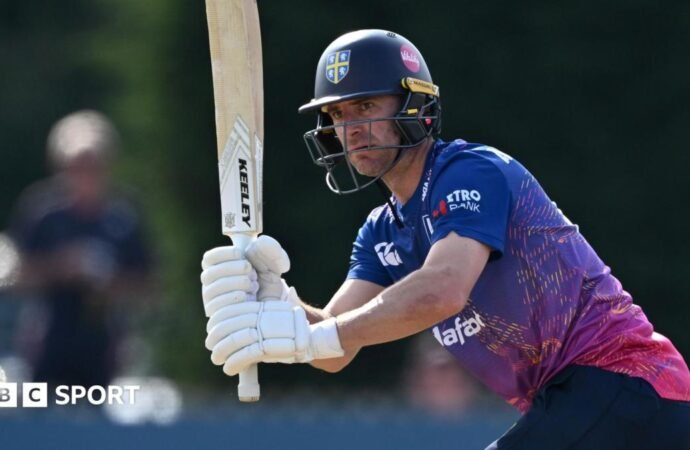 Colin Ackermann: Durham all-rounder signs contract extension until 2028
