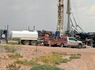 Contractors building border wall ordered to stop drilling wells in New Mexico