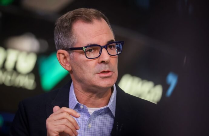 CoreWeave CEO Michael Intrator cites ‘sold out’ capacity as revenue more than doubles and backlog swells to $104 billion | Fortune