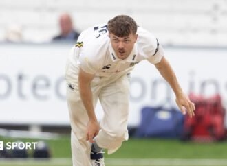 County Championship: Aldridge & Carse put Durham in control against Gloucestershire
