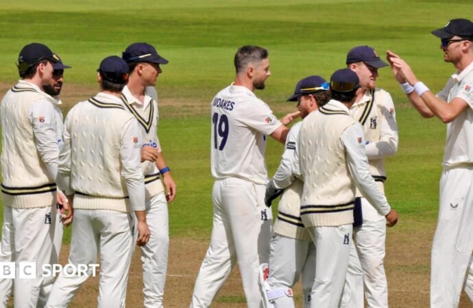 County Championship: Chris Woakes in wickets for Warwickshire before Sussex fight back