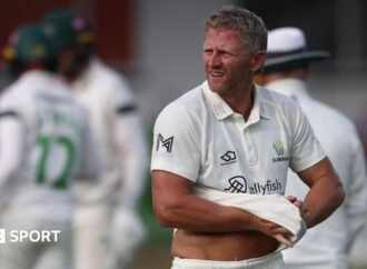 County Championship: Glamorgan dominate at rain-hit Leicester