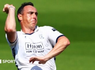 County Championship: Hampshire v Yorkshire – Abbott shines as bowlers excel