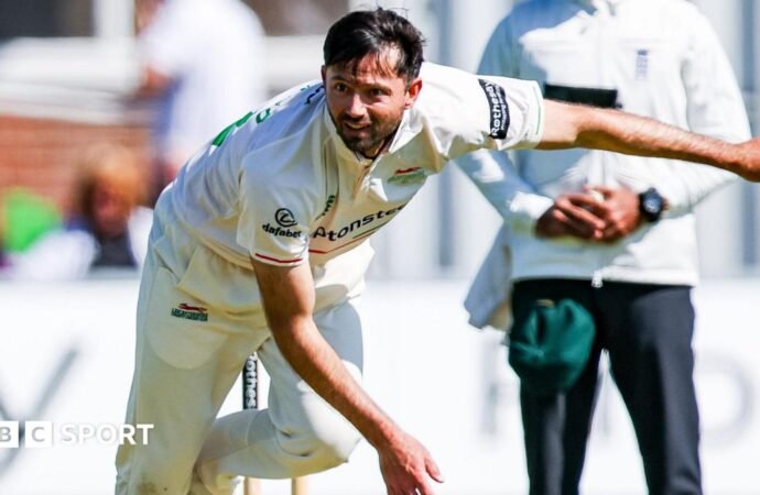 County Championship: Ian Holland helps Leicestershire fight back against Glamorgan