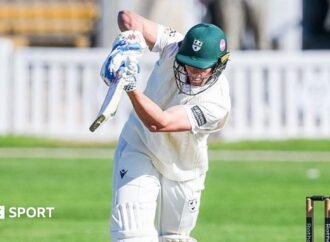 County Championship: Lategan & Libby earn Pears win at Cheltenham