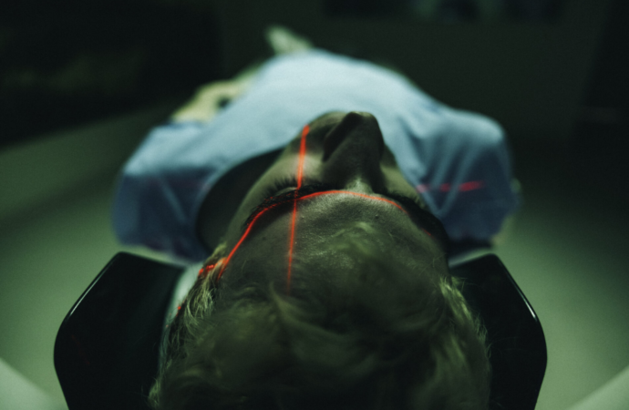 Cronenberg Meets Activism in Victor Di Marco and Márcio Picoli’s Queer BDSM Drama ‘London’