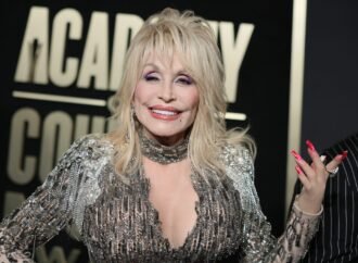 Crypto traders turn Dolly Parton’s death into a memecoin frenzy | Fortune