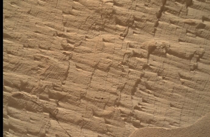 Curiosity Blog, Sols 4968-4974: Rock Climbing Towards the Discontinuity – NASA Science